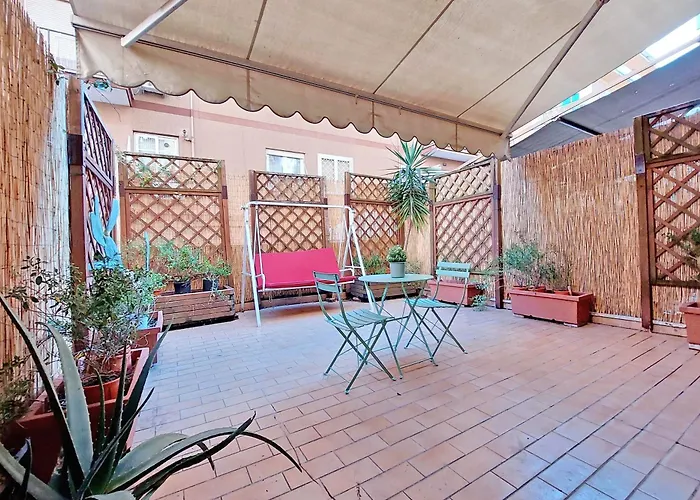 Vatican With Cute Terrace Apartment *